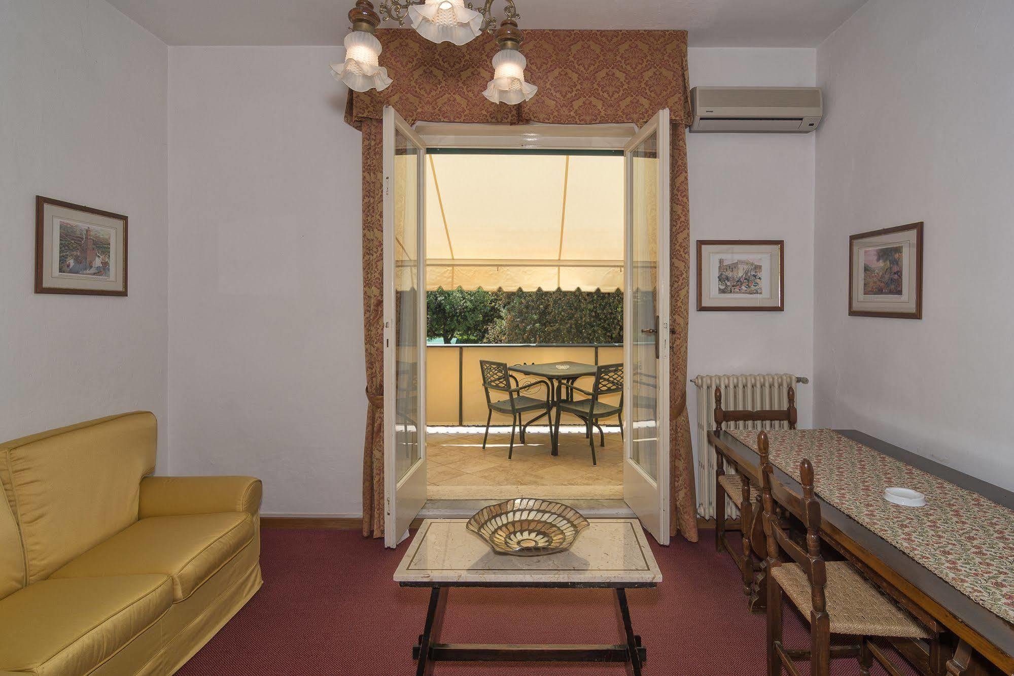 Hotel Verdemare Marina di Pietrasanta Exteriér fotografie