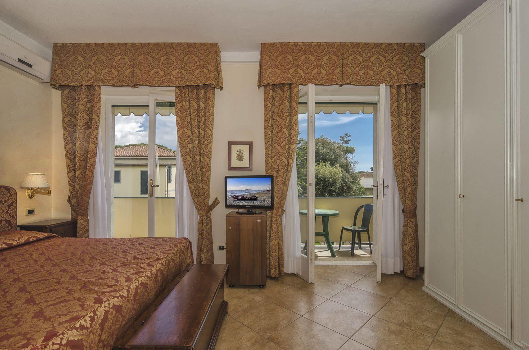 Hotel Verdemare Marina di Pietrasanta Exteriér fotografie