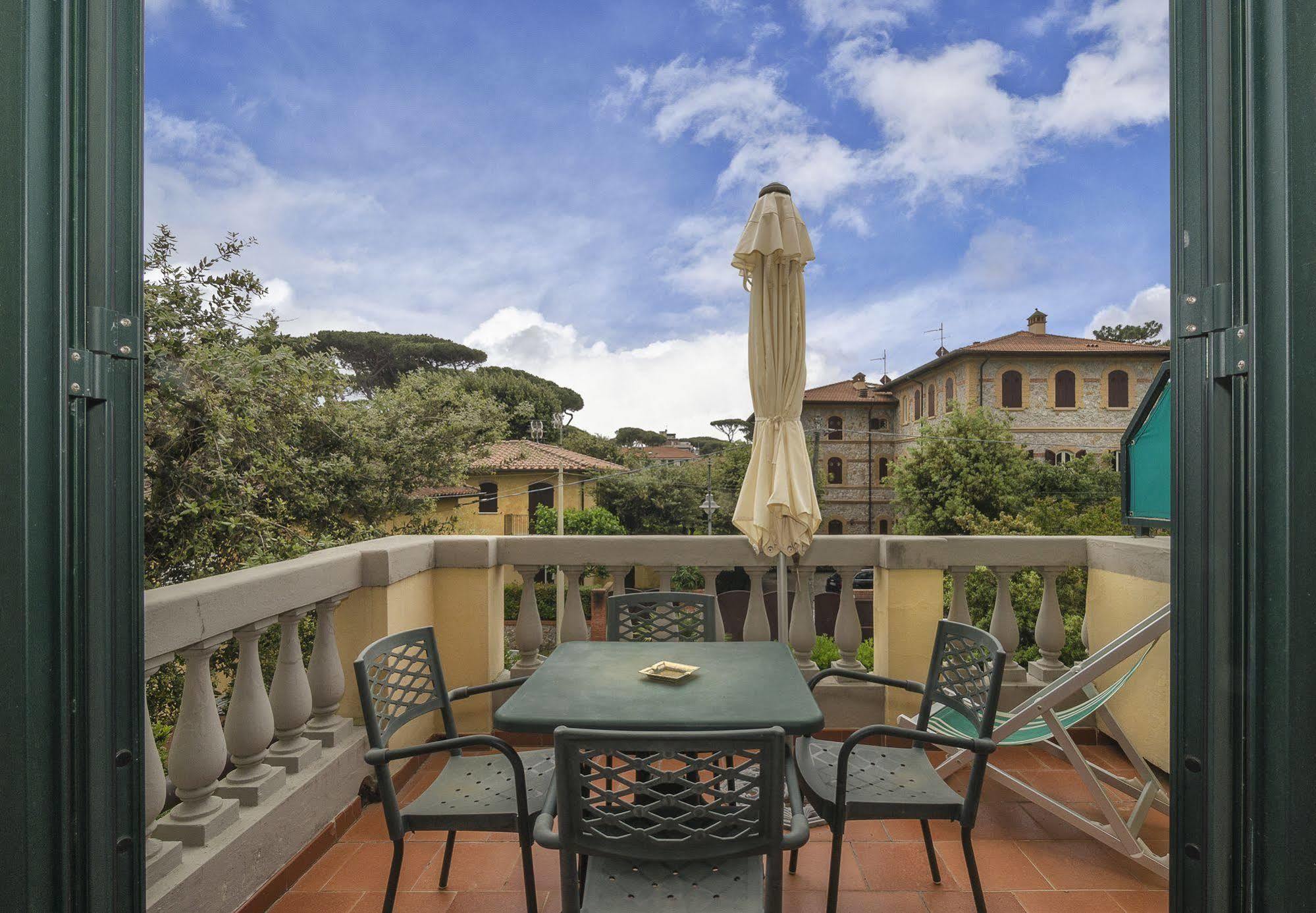 Hotel Verdemare Marina di Pietrasanta Exteriér fotografie