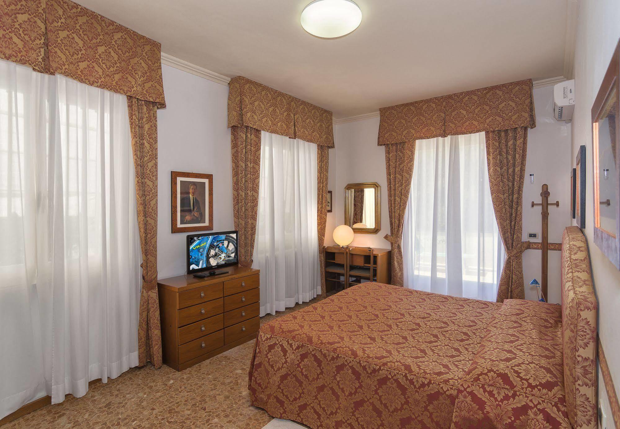 Hotel Verdemare Marina di Pietrasanta Exteriér fotografie