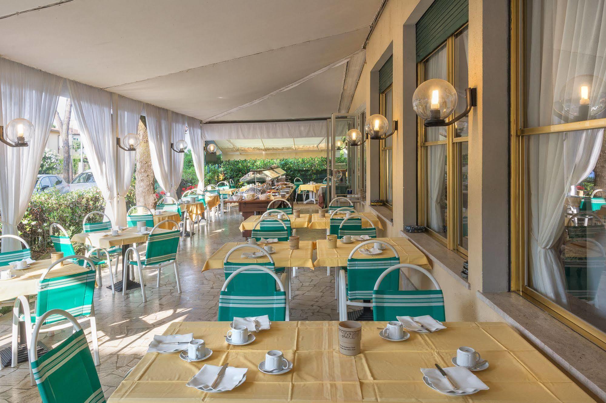 Hotel Verdemare Marina di Pietrasanta Exteriér fotografie